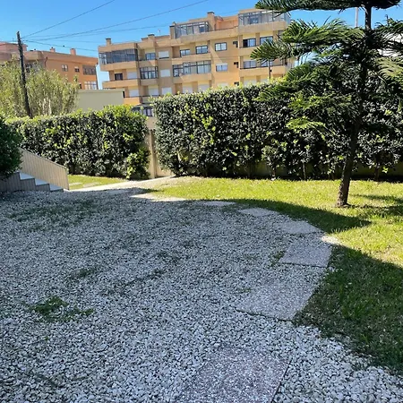 Holiday home Carminho House *